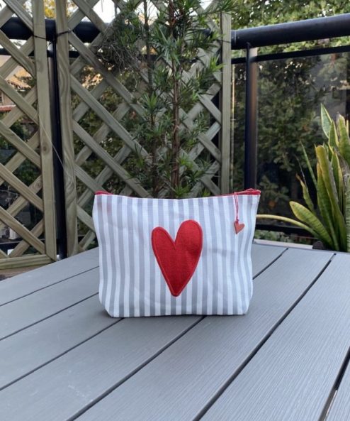 Necessaire pequena Prata