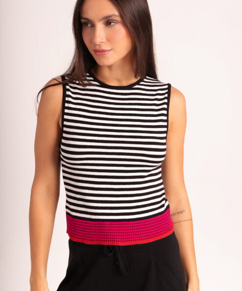 Blusa Tricot listrada Preta